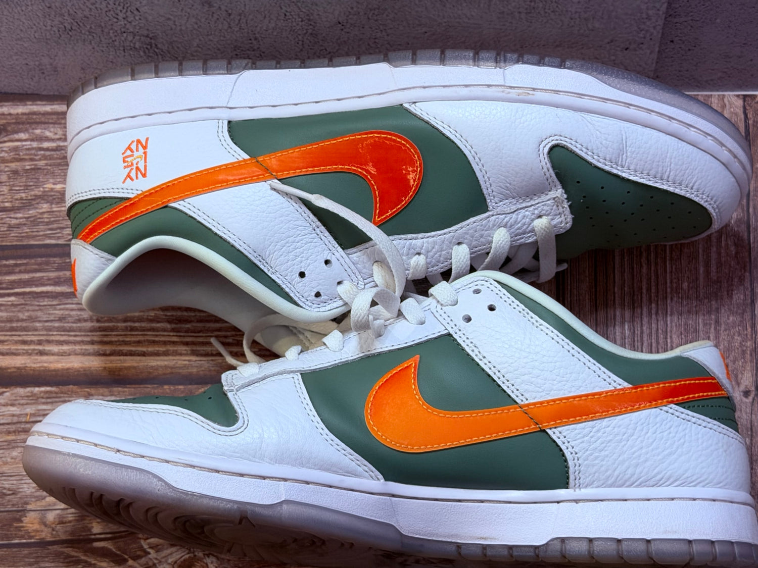 Nike Dunk Low SE NY vs. NY