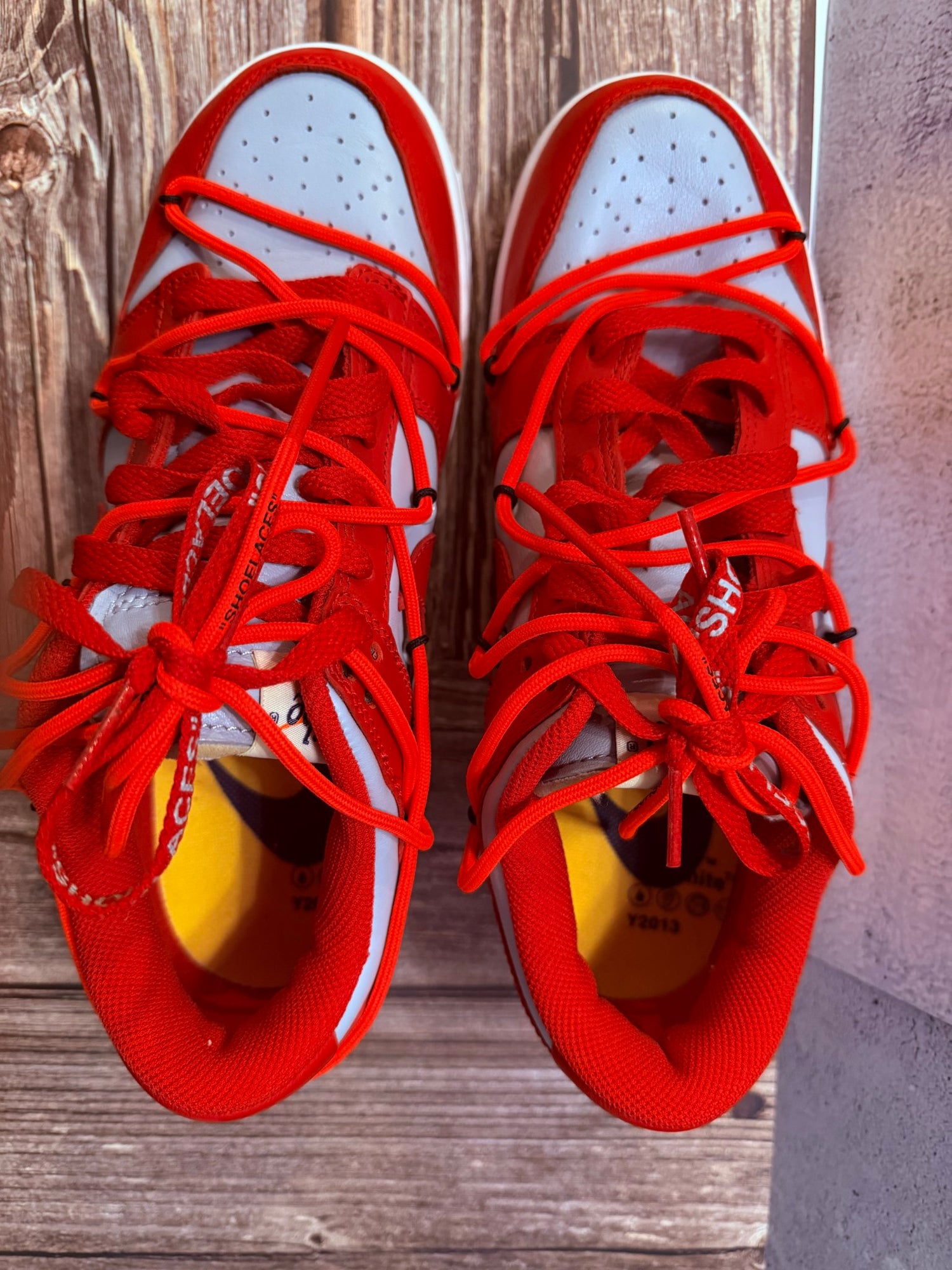 Nike Dunk Low Off-White University Red